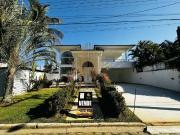 Casa / Sobrado em Condomínio para Locação em Guarujá/SP...