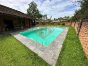 Casa / Sobrado em Condomínio para Locação em Guarujá/SP...