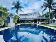 Casa / Sobrado em Condomínio para Locação em Guarujá/SP...