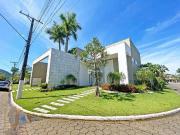Casa / Sobrado em Condomínio para Locação em Guarujá/SP...