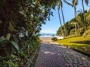 Casa / Sobrado em Condomínio para Locação em Guarujá/SP...