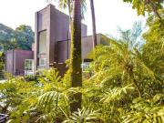 Casa / Sobrado em Condomínio para Locação em Guarujá/SP...