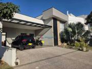 Casa / Sobrado em Condomínio para Locação em...