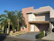 Casa / Sobrado em Condomínio para Locação em...