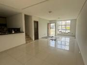 Casa / Sobrado em Condomínio para Locação em...