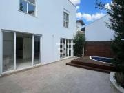 Casa / Sobrado em Condomínio para Locação em...