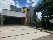 Casa / Sobrado em Condomínio para Locação em...