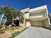 Casa / Sobrado em Condomínio para Locação em...