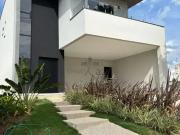 Casa / Sobrado em Condomínio para Locação em Jacareí/SP...