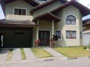 Casa / Sobrado em Condomínio para Locação em Jacareí/SP...