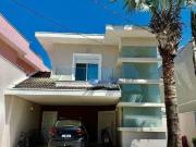 Casa / Sobrado em Condomínio para Locação em Jacareí/SP...