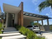 Casa / Sobrado em Condomínio para Locação em Jandira/SP...