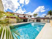 Casa / Sobrado em Condomínio para Locação em Juiz de...