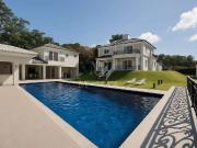 Casa / Sobrado em Condomínio para Locação em Juiz de...