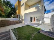 Casa / Sobrado em Condomínio para Locação em Lauro de...