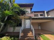 Casa / Sobrado em Condomínio para Locação em Londrina/PR...