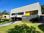 Casa / Sobrado em Condomínio para Locação em Londrina/PR...