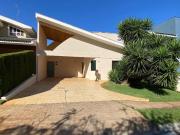 Casa / Sobrado em Condomínio para Locação em Londrina/PR...