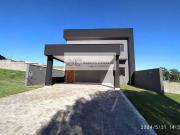 Casa / Sobrado em Condomínio para Locação em Londrina/PR...