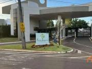 Casa / Sobrado em Condomínio para Locação em Londrina/PR...