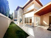 Casa / Sobrado em Condomínio para Locação em Londrina/PR...