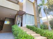 Casa / Sobrado em Condomínio para Locação em Londrina/PR...