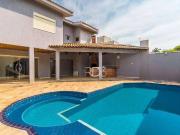 Casa / Sobrado em Condomínio para Locação em Londrina/PR...