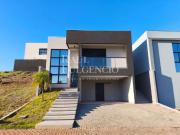 Casa / Sobrado em Condomínio para Locação em Londrina/PR...