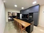 Casa / Sobrado em Condomínio para Locação em Londrina/PR...