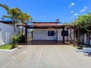 Casa / Sobrado em Condomínio para Locação em Londrina/PR...