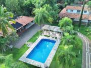 Casa / Sobrado em Condomínio para Locação em Londrina/PR...