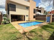 Casa / Sobrado em Condomínio para Locação em Londrina/PR...
