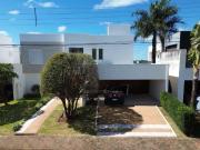 Casa / Sobrado em Condomínio para Locação em Londrina/PR...