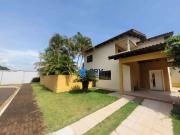 Casa / Sobrado em Condomínio para Locação em Londrina/PR...