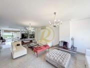 Casa / Sobrado em Condomínio para Locação em Londrina/PR...