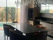 Casa / Sobrado em Condomínio para Locação em Londrina/PR...