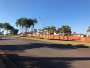 Casa / Sobrado em Condomínio para Locação em Londrina/PR...