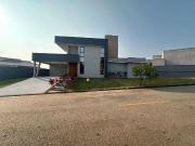 Casa / Sobrado em Condomínio para Locação em Louveira/SP...