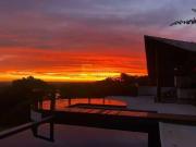 Casa / Sobrado em Condomínio para Locação em Louveira/SP...