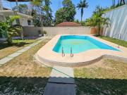 Casa / Sobrado em Condomínio para Locação em Manaus/AM...