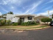 Casa / Sobrado em Condomínio para Locação em Marília/SP...