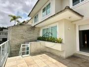 Casa / Sobrado em Condomínio para Locação em Niterói/RJ...