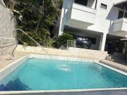 Casa / Sobrado em Condomínio para Locação em Niterói/RJ...