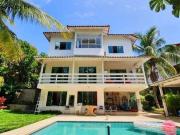 Casa / Sobrado em Condomínio para Locação em Niterói/RJ...