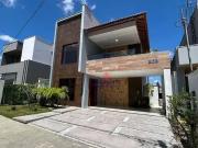 Casa / Sobrado em Condomínio para Locação em Paço do...