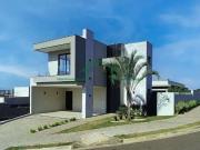 Casa / Sobrado em Condomínio para Locação em...