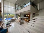 Casa / Sobrado em Condomínio para Locação em...