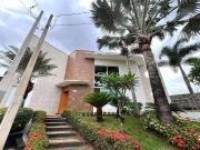 Casa / Sobrado em Condomínio para Locação em...