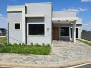 Casa / Sobrado em Condomínio para Locação em Ponta...