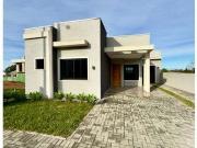 Casa / Sobrado em Condomínio para Locação em Ponta...